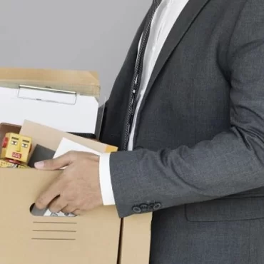 تعدیل نیرو و تعلیق قرارداد کار طبق قانون کار