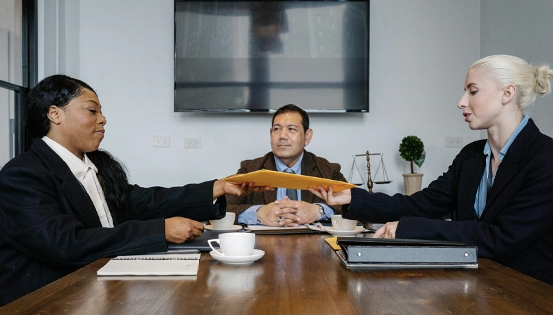 میانجی‌گری و حل اختلاف کارگری قبل از شکایت اداره کار